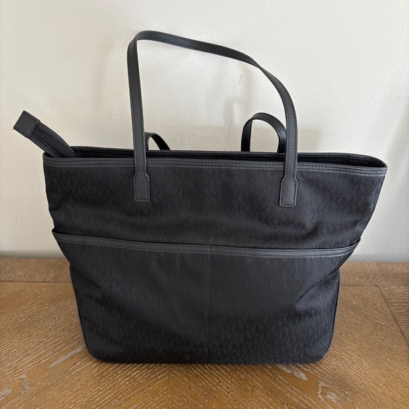 Michael Kors Nylon Leather Kempton Tote Shoulder Handbag - Picture 4 of 8